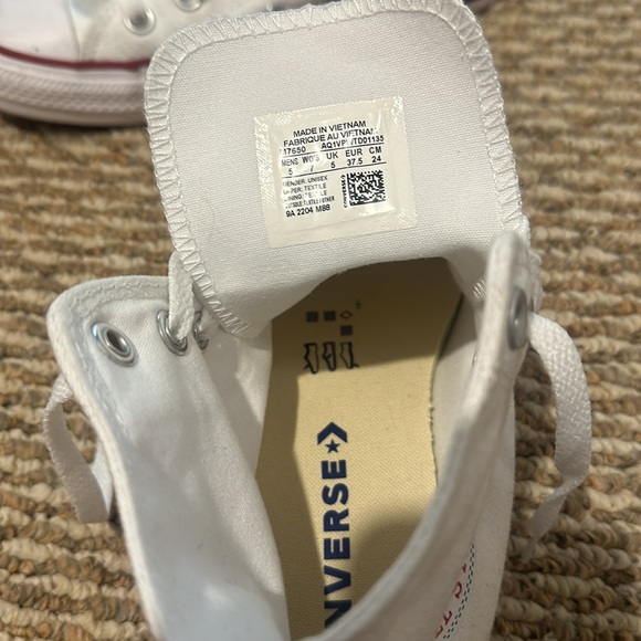 High top white converse - Picture 4 of 4